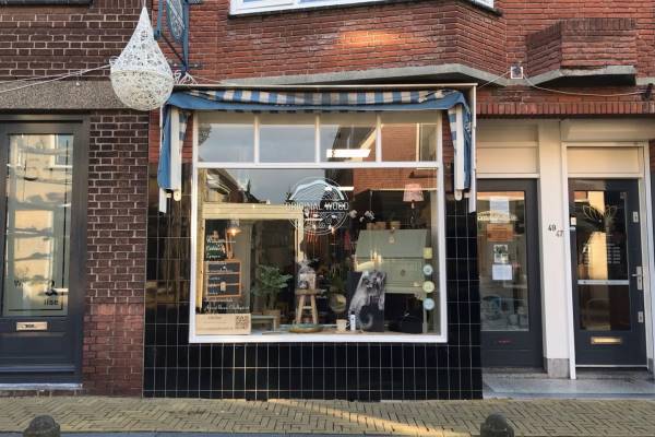 Winkelruimte Dorpsstraat 49 Nieuwerkerk aan den IJssel