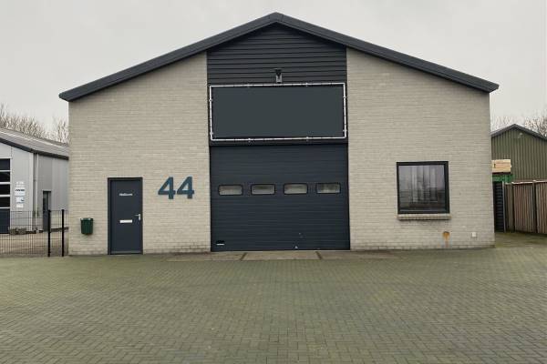 Bedrijfsruimte Industrieweg 44 Staphorst