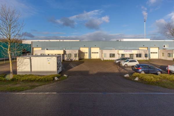 Bedrijfsruimte Nijverheidsweg 13A,B Stellendam