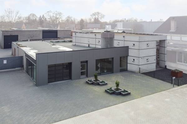 Bedrijfsruimte Lange Voren 17 19 Reusel