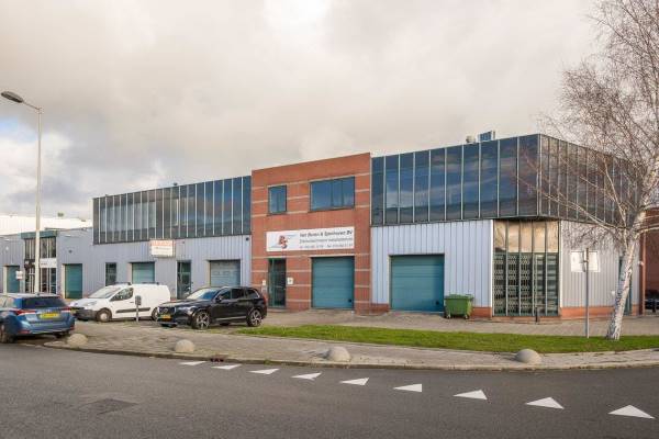 Bedrijfsruimte Kiotoweg 124 Rotterdam