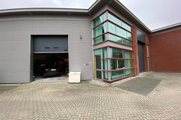 Bedrijfsruimte Zadelmakerstraat 25 Hoogvliet Rotterdam