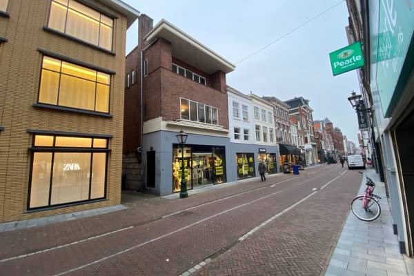Winkelruimte Haarlemmerstraat 99 Leiden