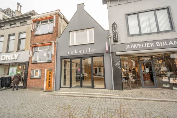 Winkelruimte Oost-Voorstraat 32 Oud-Beijerland