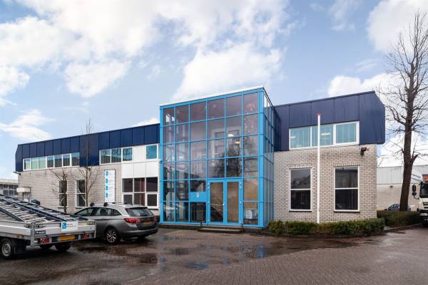 Bedrijfsruimte De Dollard 17C Watergang