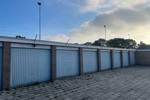 Bedrijfsruimte Bachstraat 1 B27-B 33 Wolvega