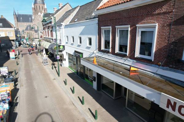 Winkelruimte Blauwstraat 72 Steenbergen (NB)