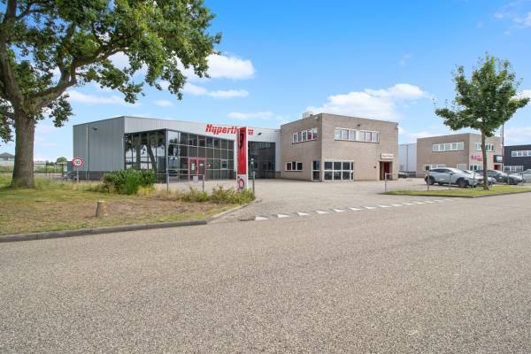 Bedrijfsruimte Vaartveld 9 Roosendaal