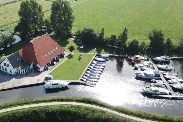 Bedrijfsruimte Nummer 1 Dijken