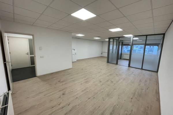 Kantoorruimte Theemsweg 37 Spijkenisse