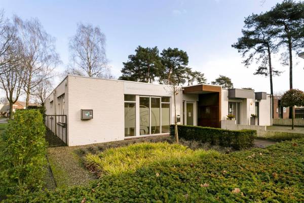 Maatschappelijk vastgoed Hoflaan 25a Tilburg