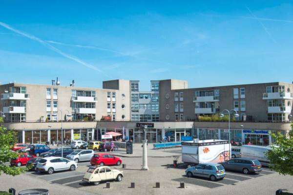 Winkelruimte Muiderbos 122 Hoofddorp