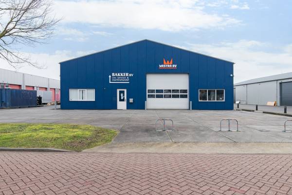 Bedrijfsruimte Eigen Haard 61 Balk