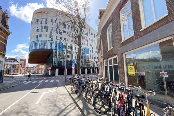 Winkelruimte Oostersingel 2b Groningen