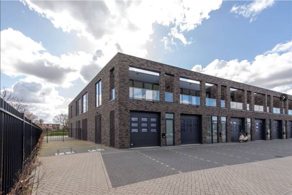 Bedrijfsruimte Melbournestraat 47 Lijnden