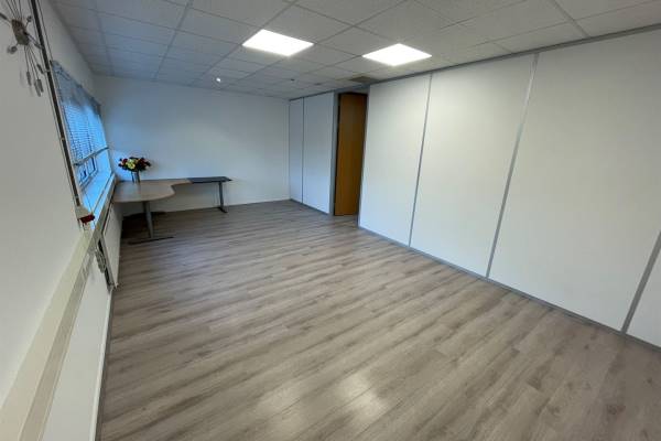 Kantoorruimte Theemsweg 51 Spijkenisse