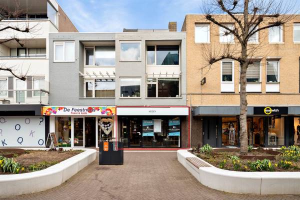 Winkelruimte Marktstraat 6 Uden