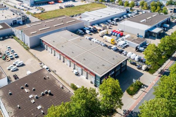 Bedrijfsruimte Pieter Zeemanweg 30 Dordrecht