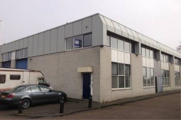 Bedrijfsruimte De Dollard 11 Watergang