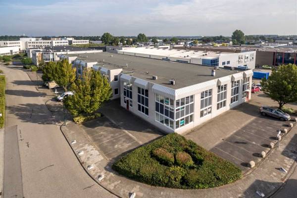 Bedrijfsruimte Wilgenkade 5 - 7 Houten