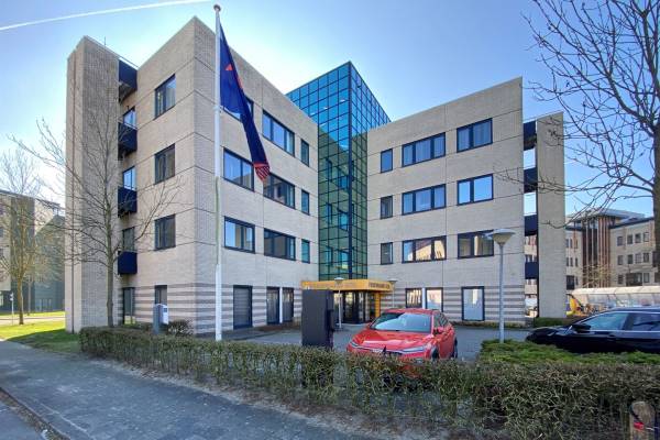 Kantoorruimte Dokter van Deenweg 74 Zwolle