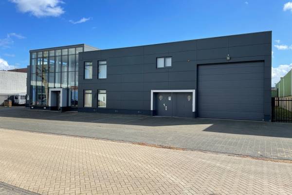 Bedrijfsruimte Petunialaan 13 Waalre