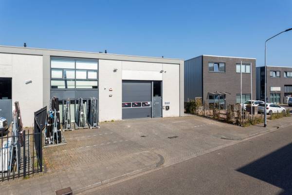 Bedrijfsruimte Neerloopweg 1a Breda