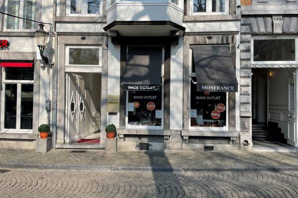 Winkelruimte Onze Lieve Vrouweplein 3A Maastricht