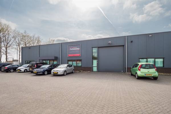 Bedrijfsruimte Poppenbouwing 27 Geldermalsen