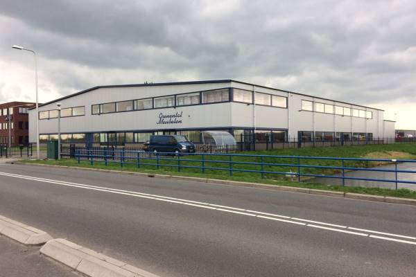 Bedrijfsruimte Achthoevenweg 26 Staphorst