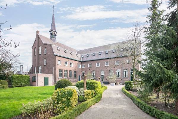 Maatschappelijk vastgoed Nieuwe Kerkstraat 24 Sluiskil