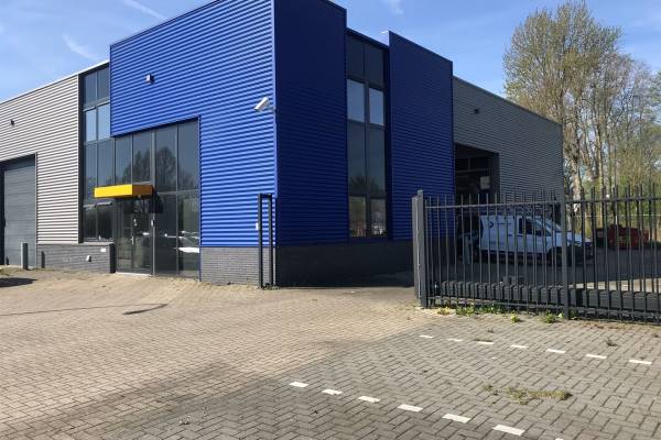 Bedrijfsruimte Van der Waalspark 44 Leek