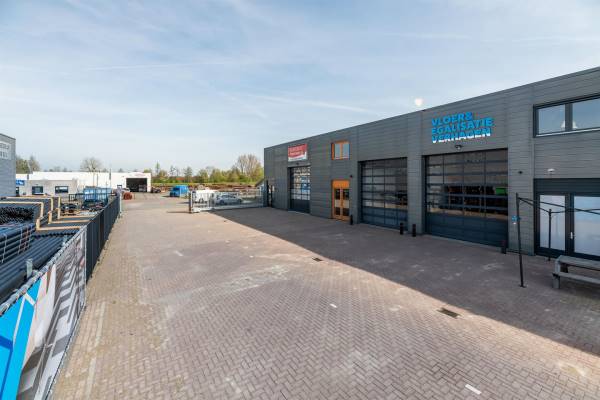 Bedrijfsruimte Leeghwaterstraat 4b Werkendam