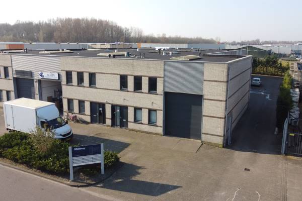Bedrijfsruimte Christiaan Huygensweg 4 Hellevoetsluis