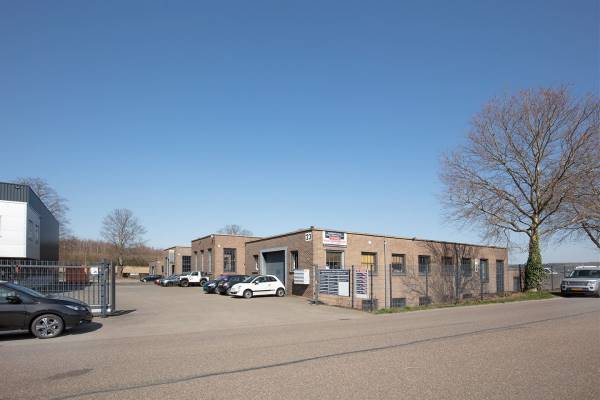 Bedrijfsruimte Albert Thijsstraat 19 - 53 Eygelshoven