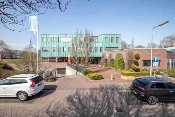 Kantoorruimte . Brielle