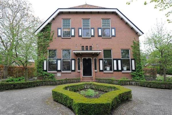 Horecagelegenheid Oosteinde 38 St.-Jacobiparochie