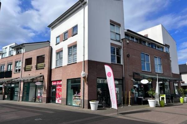 Winkelruimte Julianaplein 25 Beuningen (GE)