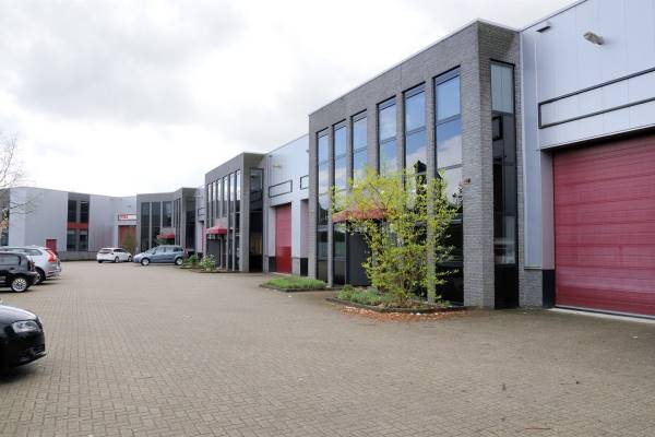 Bedrijfsruimte Latensteinse Rondweg 4 06 Tiel