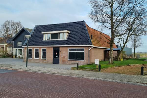 Bedrijfsruimte JH van Aismawei 89 Bitgummole