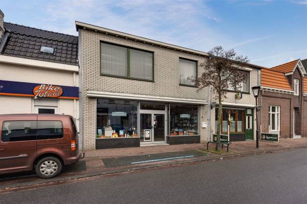 Winkelruimte Kerkstraat 72 Nederweert