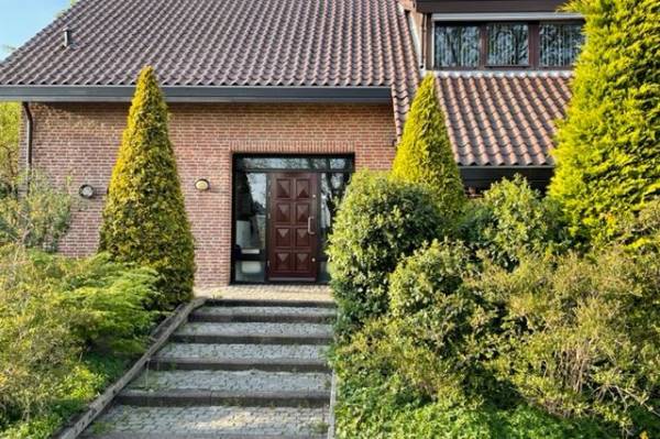 Kantoorruimte Burgwal 1 Bunschoten-Spakenburg