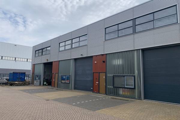 Bedrijfsruimte Honderdland 237 Maasdijk