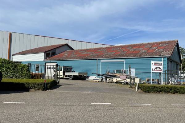 Bedrijfsruimte Stationsweg 8c Kruiningen