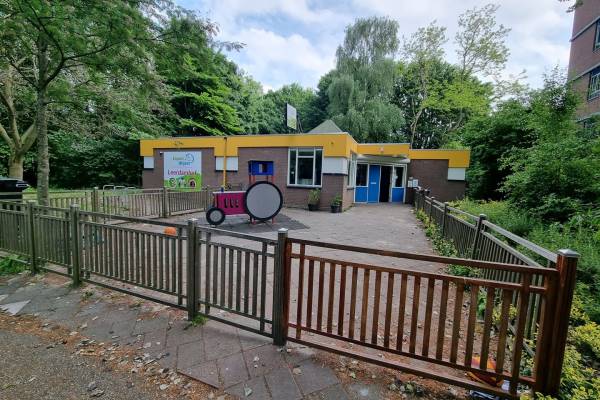 Maatschappelijk vastgoed Leerdamhof 268 Amsterdam