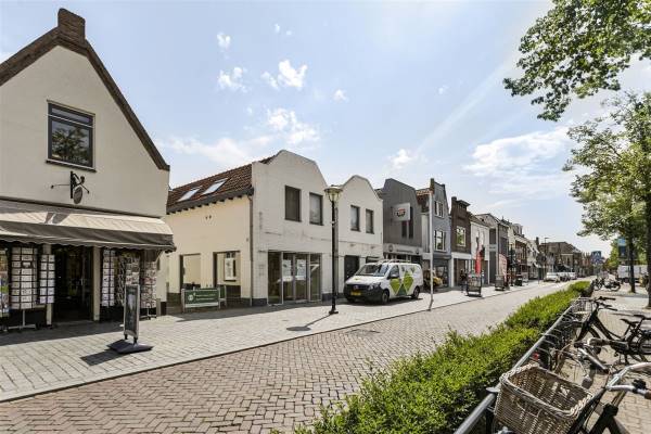 Winkelruimte Oost-Voorstraat 41- 42 Oud-Beijerland