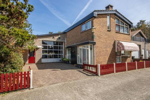 Bedrijfsruimte Pieter Schotsmanstraat 22 Egmond aan Zee