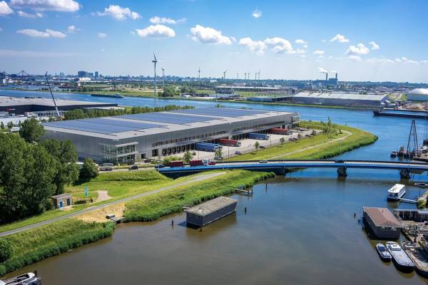 Bedrijfsruimte Ringweg 332 Zaandam