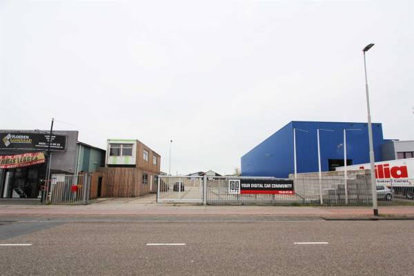 Verhard buitenterrein Wijkermeerweg 51A Beverwijk