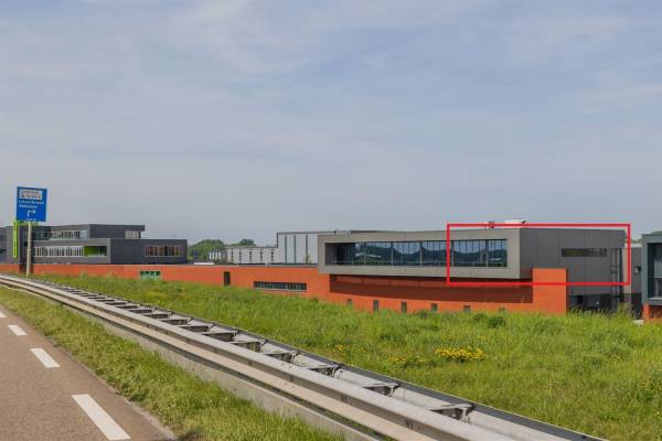 Kantoorruimte Pesetaweg 81a Nieuw-Vennep